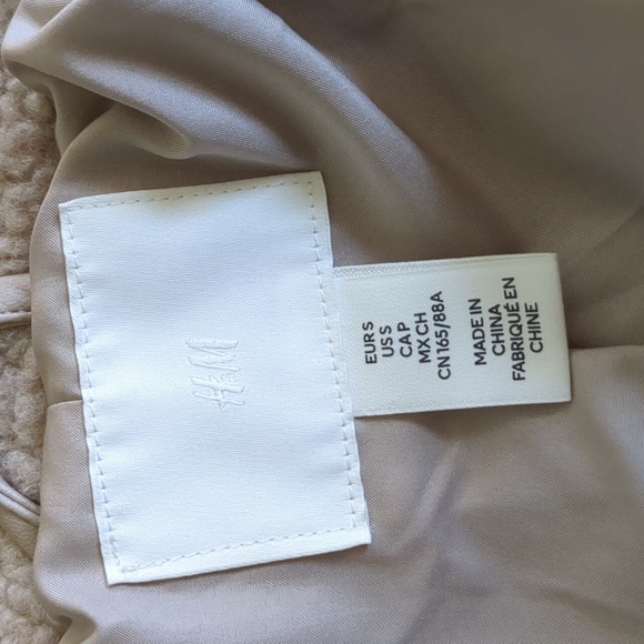 H&M Women's Cream Sherpa Jacket NWOT - Picture 3 of 7